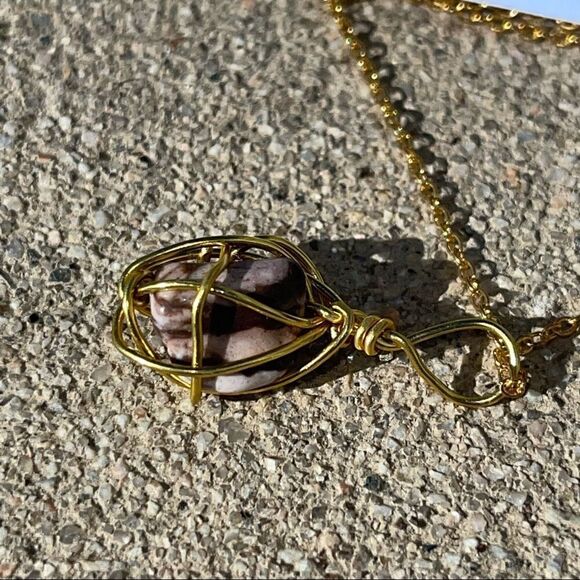 💥 MOOKAITE JASPER WIREWRAPPED GEMSTONE NECKLACE 💥 - Picture 3 of 4